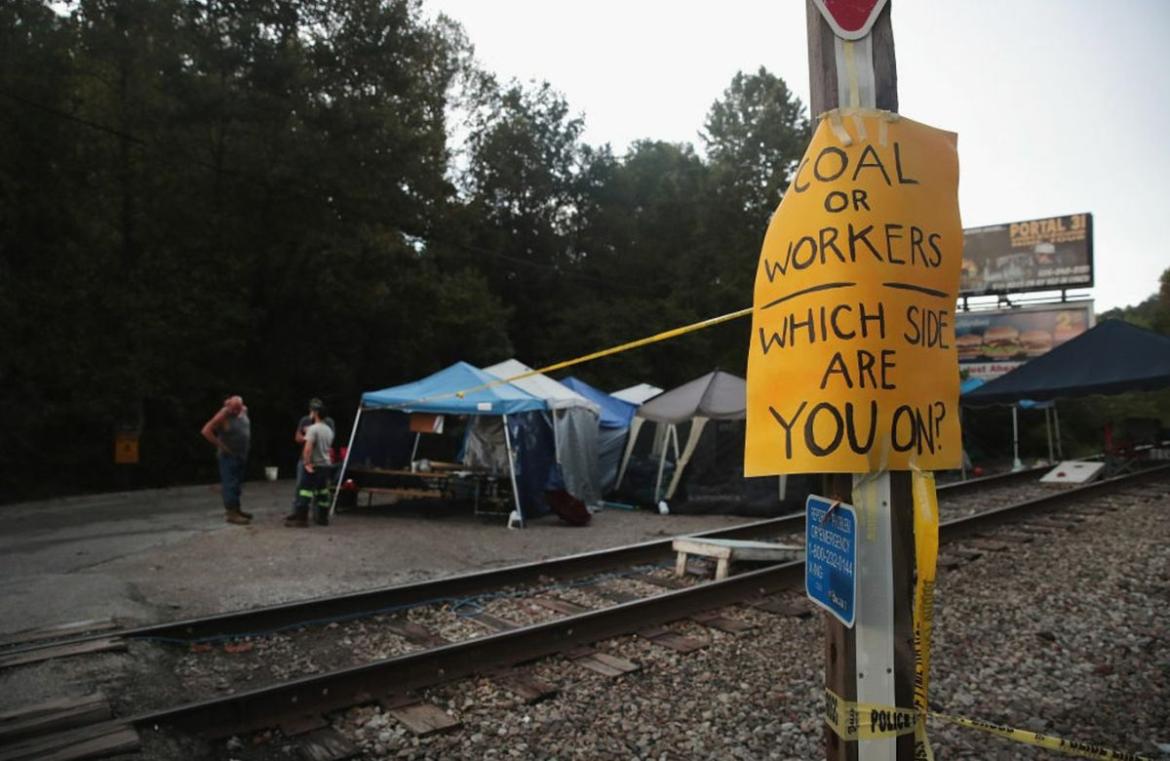 Trump Just Escalated His War on Coal Miners_News & Articles_featured image